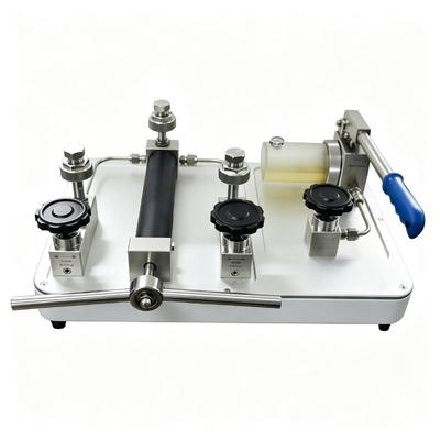 Benchtop Manual Hydraulic Pressure Source Hand Operated Hydraulic Calibration Pump Liquid Pressure Device Fluid-power Tester